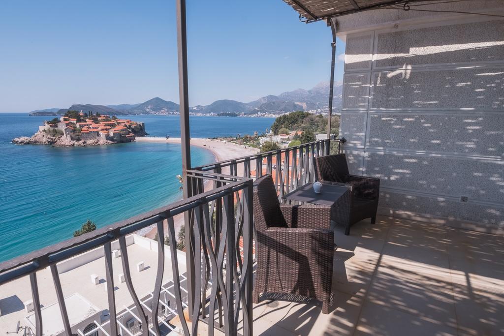 Ferienwohnung Private Penthouse Djurasevic Sveti Stefan Exterior foto